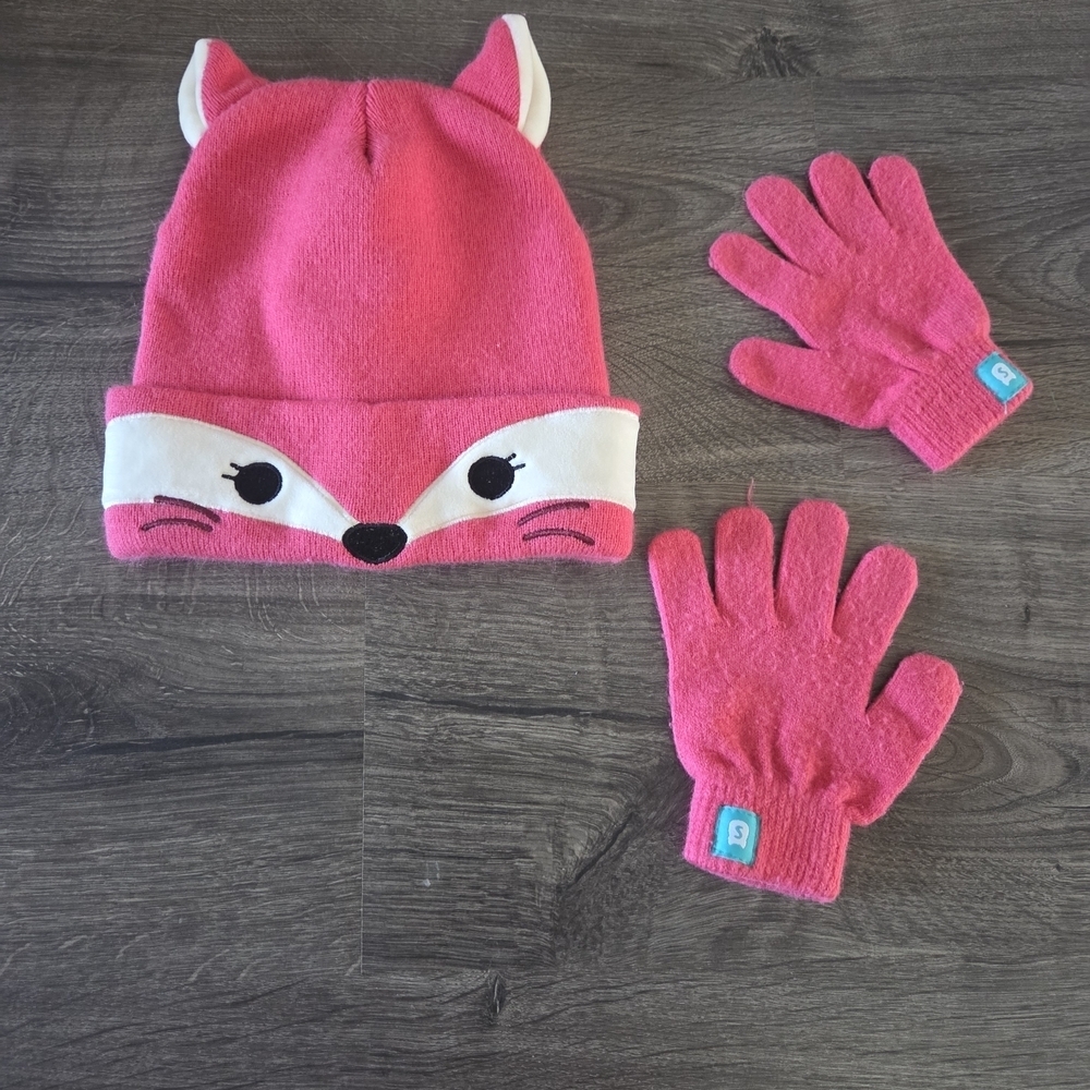 Squishmallows FiFi The Fox Hat & Gloves Set